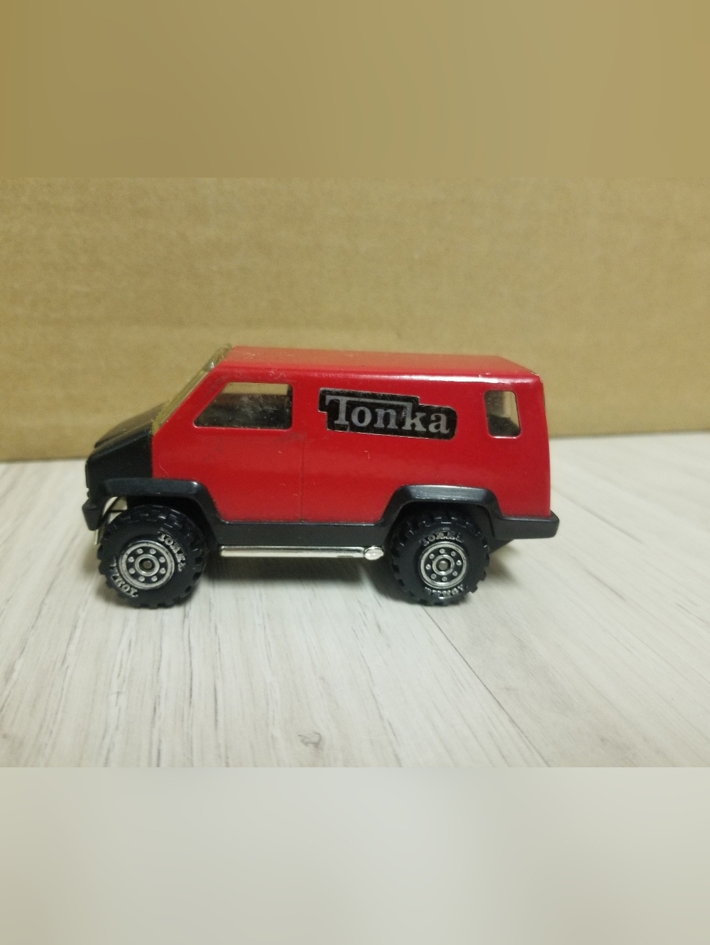 Vintage Tonka 1978 Van